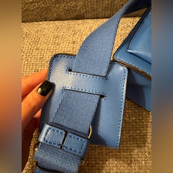 Barely worn Karl Lagerfeld Simone Blue Leather Crossbody - Picture 12 of 16